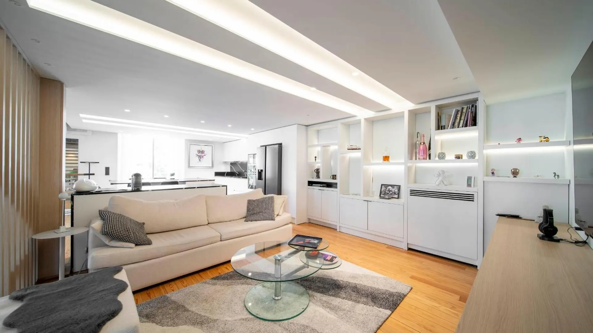 Ref 1985 - Cannes - Duplex For Rent 0*,